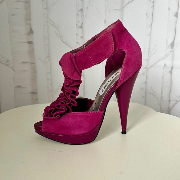 Steve Madden Shoes - Steve Madden Peep-Toe Heels